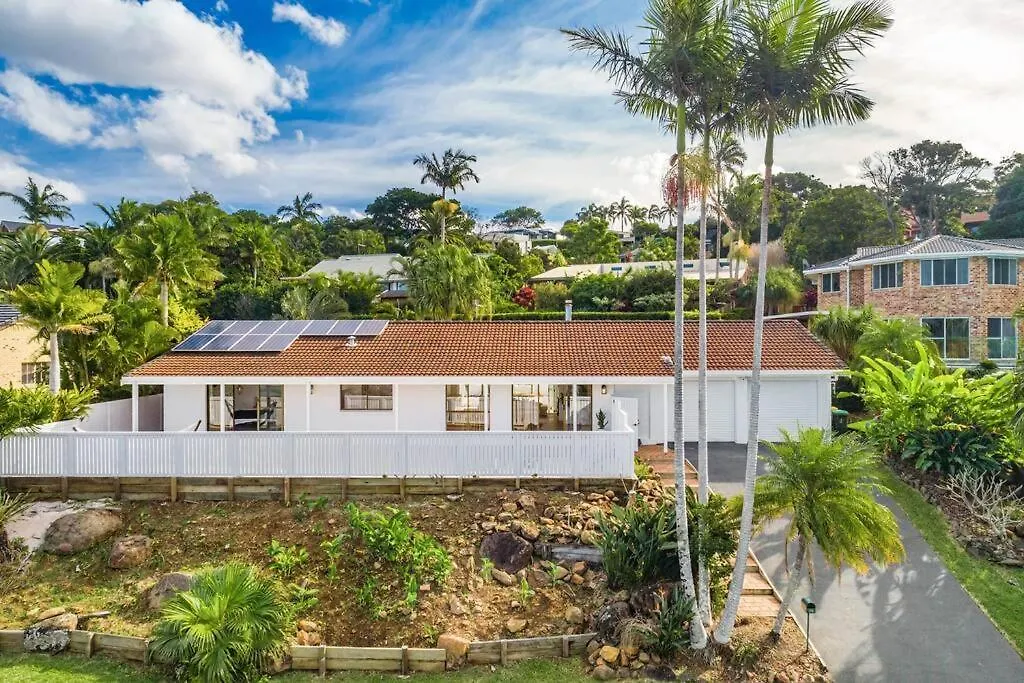 Tropical Hideaway Inspired By Palm Springs In Lennox Head Villa Australia