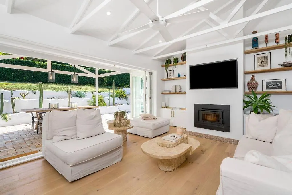 Tropical Hideaway Inspired By Palm Springs In Lennox Head Villa